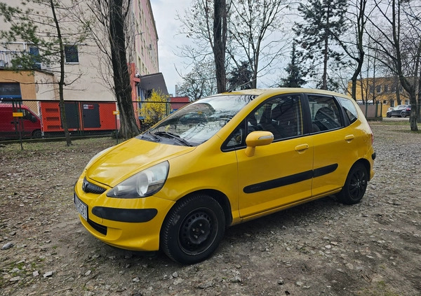 Honda Jazz cena 8000 przebieg: 338061, rok produkcji 2005 z Wrocław małe 29